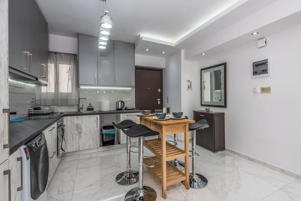Be Cool Near Kypseli By Atheniankeys Appartement Buitenkant foto